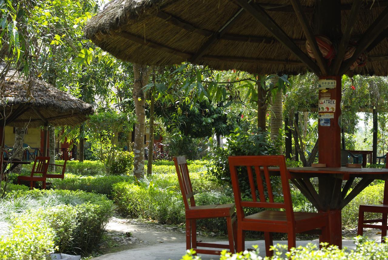 Forest Hideaway Resort Pvt Ltd Bardiya ภายนอก รูปภาพ