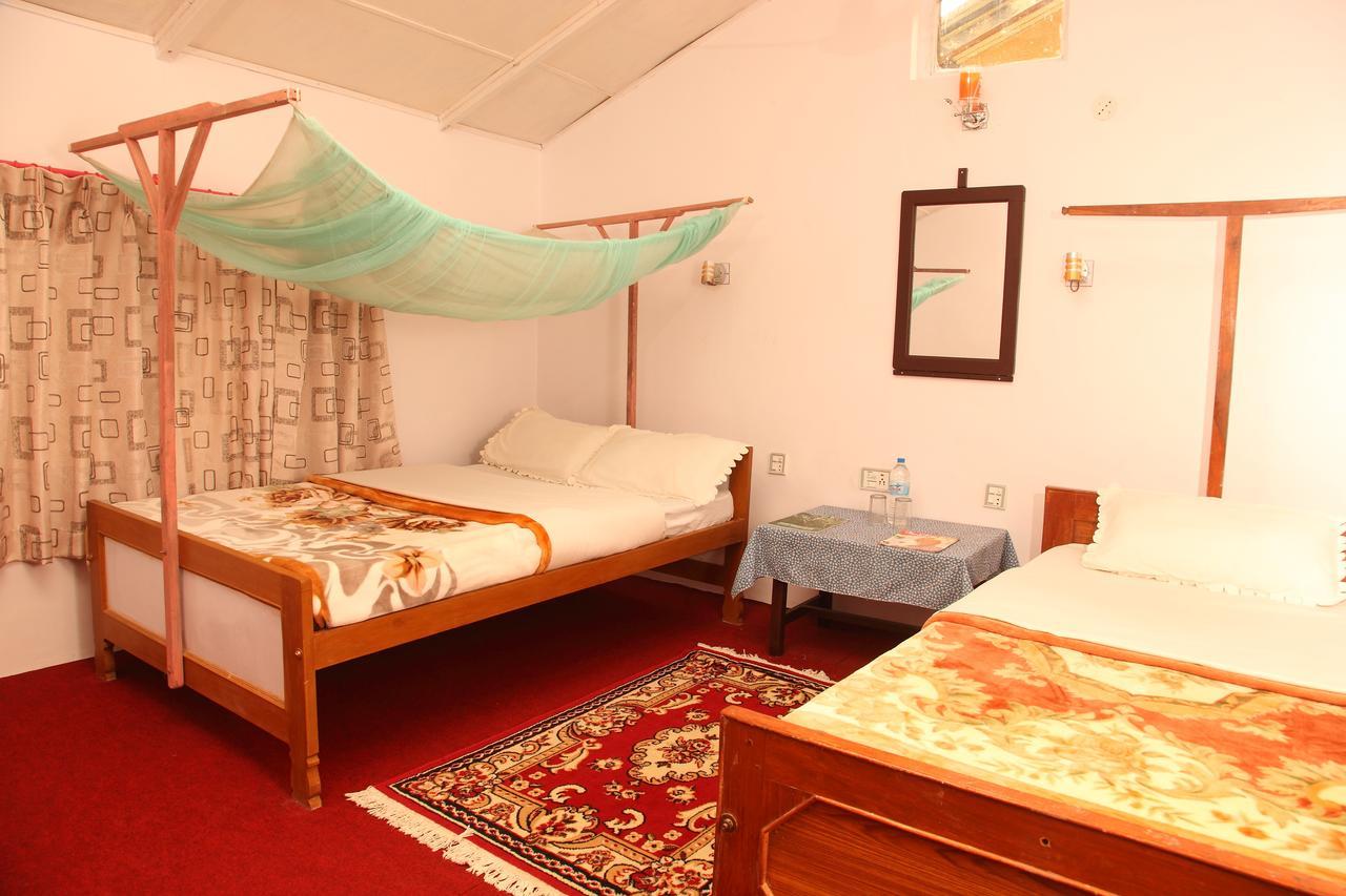 Forest Hideaway Resort Pvt Ltd Bardiya ภายนอก รูปภาพ