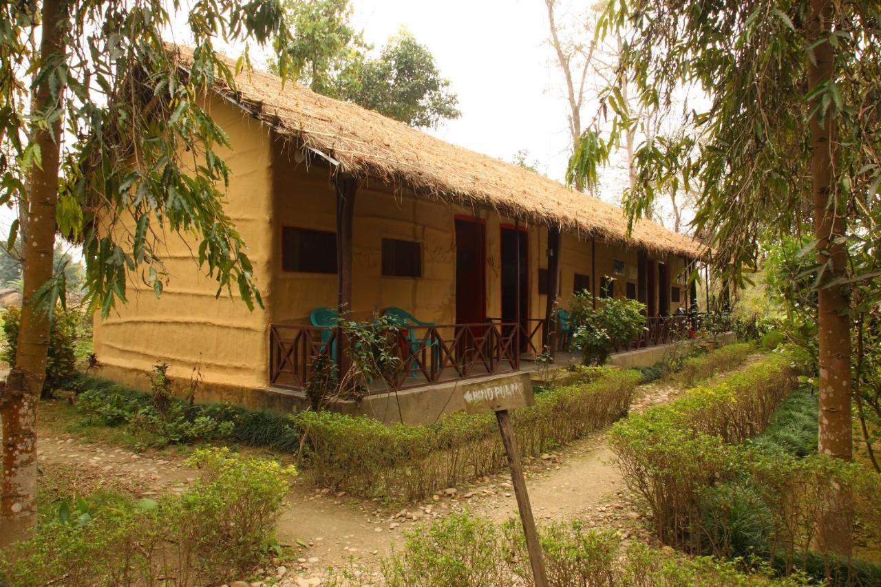 Forest Hideaway Resort Pvt Ltd Bardiya ภายนอก รูปภาพ