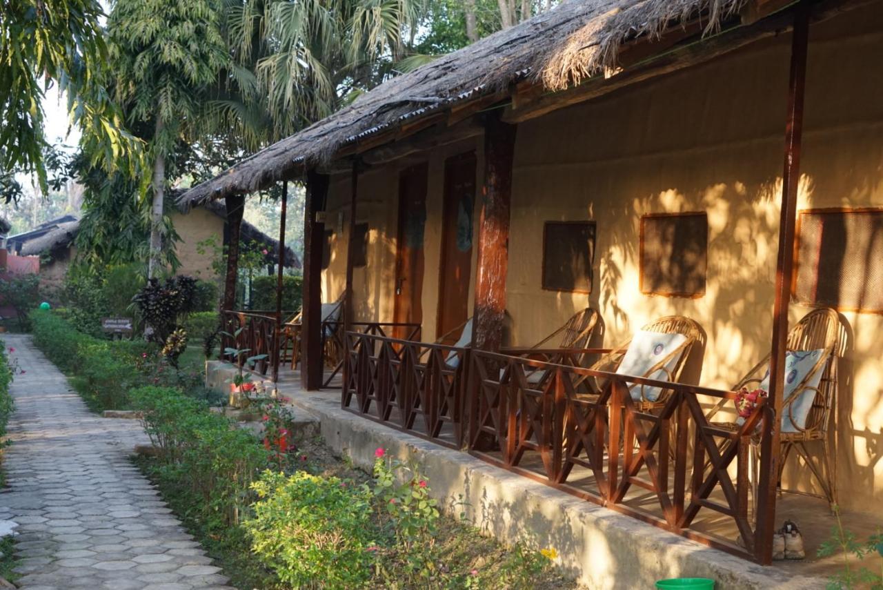 Forest Hideaway Resort Pvt Ltd Bardiya ภายนอก รูปภาพ